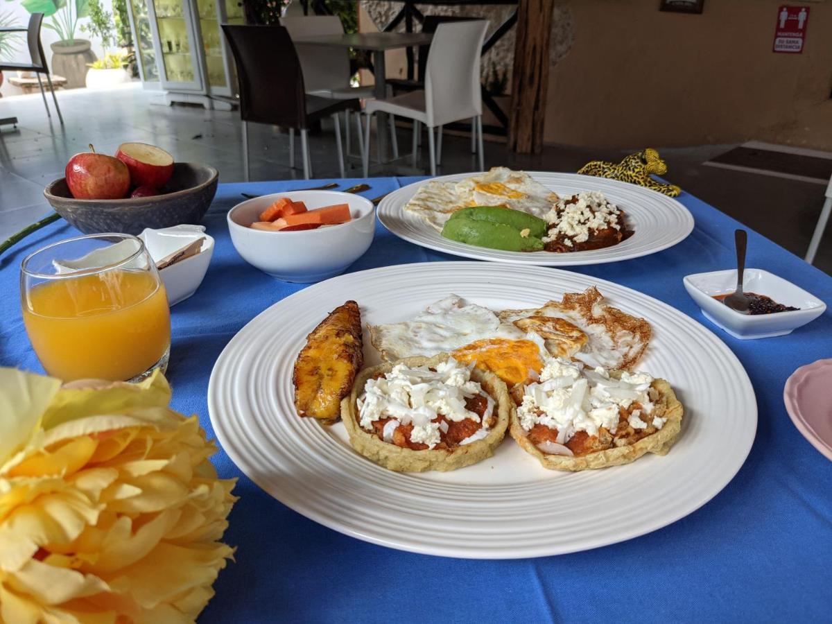 Casa Aluxes Hotel فالادوليد المظهر الخارجي الصورة